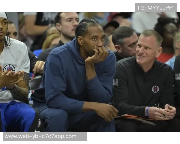 莱昂纳德未来球权分配将依据比赛情况而定卢指导明确球队战术调整方向