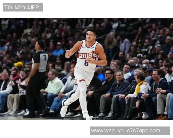 格雷森阿伦状态火热近三场场均24分助攻和抢断表现抢眼正负值高达19