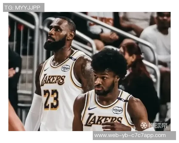 詹姆斯对湖人新赛季开局充满期待Shams透露他对球队的兴奋之情
